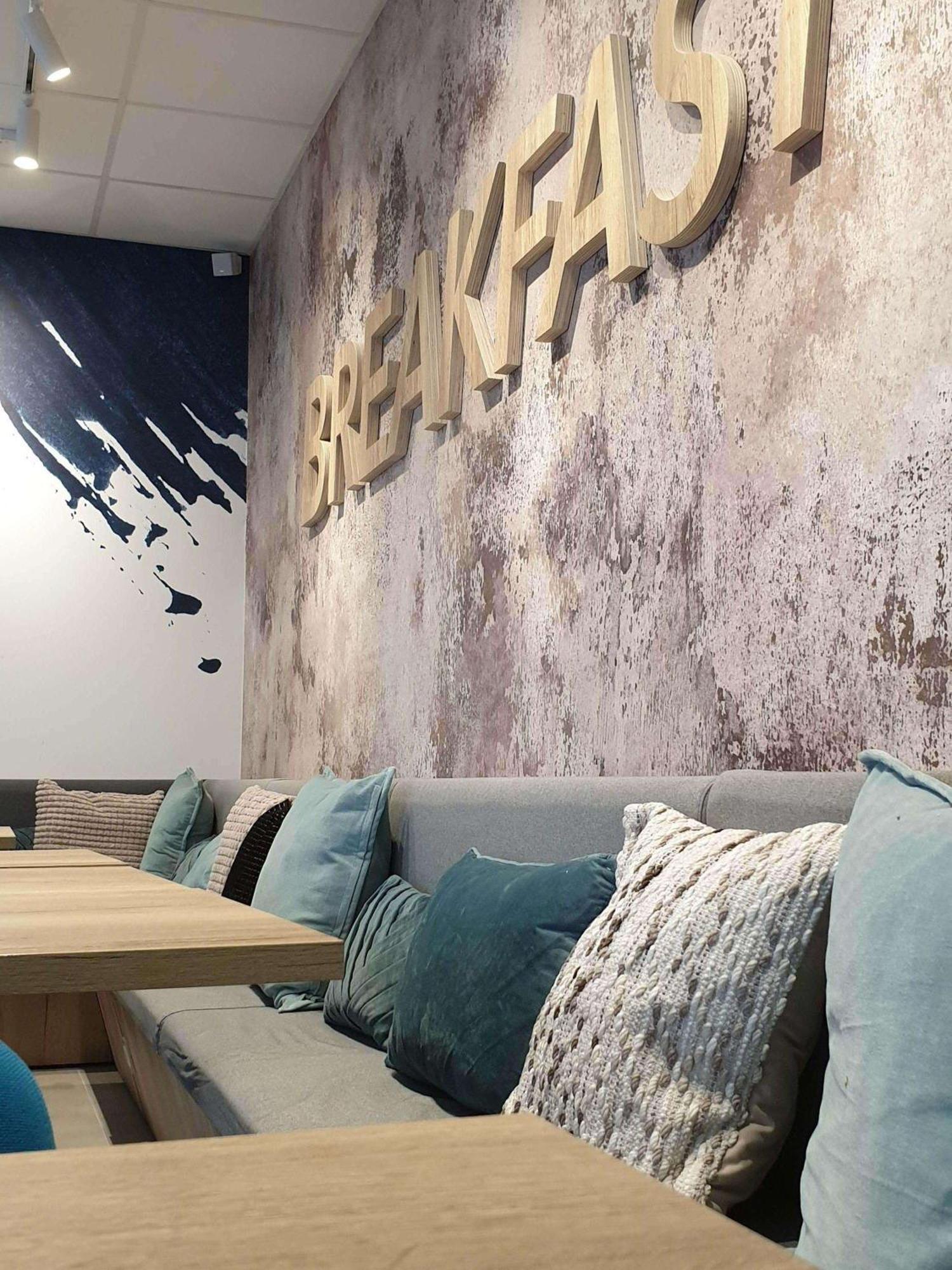 锡布尔圣让德吕兹宜必思经济型酒店 西布勒 外观 照片